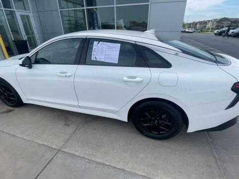 Used 2025 Kia K5 LXS FWD image 7