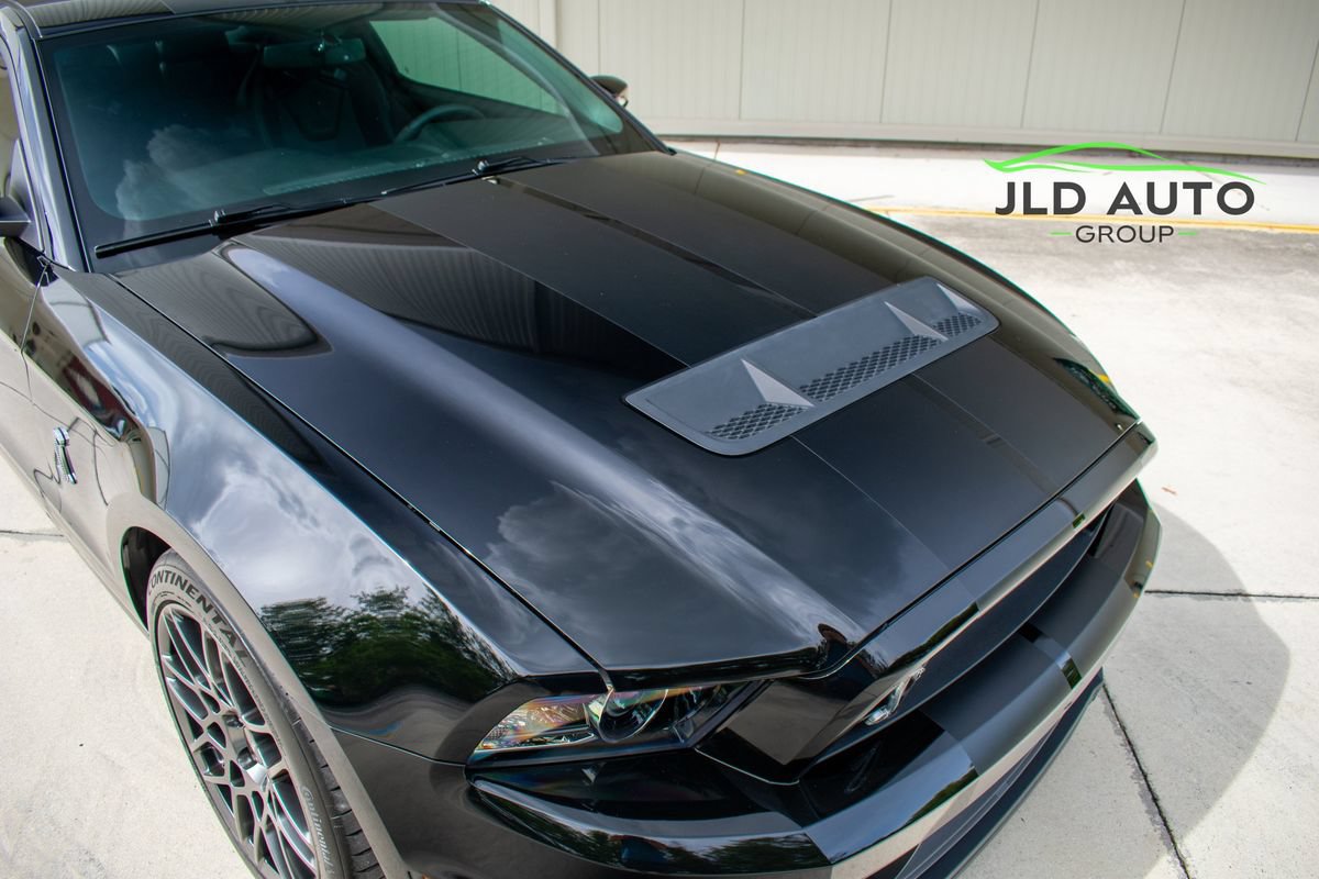 Used 2014 Ford Mustang Shelby GT500 w/ Equipment Group 821A RWD image 30