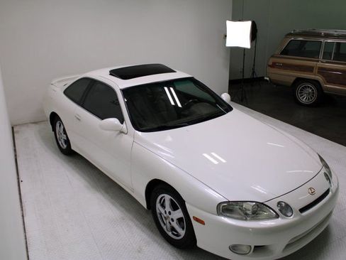 Used 1998 Lexus SC 300 Coupe RWD image 21