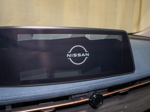 Certified 2025 Nissan Ariya Platinum image 14