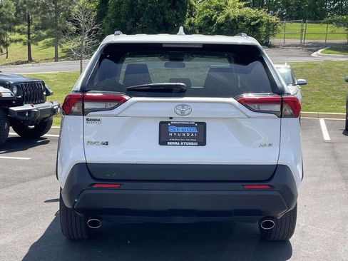 Used 2024 Toyota RAV4 XLE FWD image 4