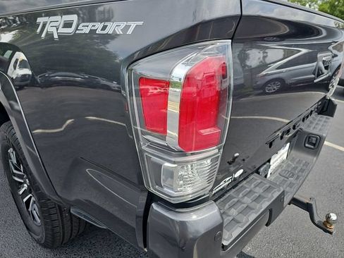 Used 2022 Toyota Tacoma TRD Sport w/ Technology Package RWD image 38