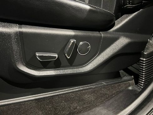 Used 2018 Ford F150 Lariat w/ Equipment Group 502A Luxury image 26