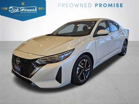 Used 2024 Nissan Sentra SV image 1