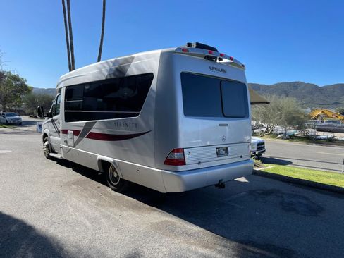 Used 2013 Mercedes-Benz Sprinter 3500 image 7