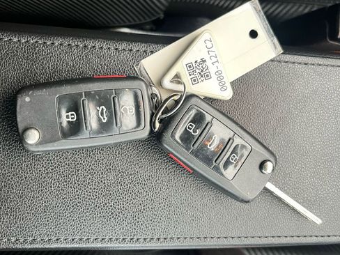 Used 2017 Volkswagen Beetle 1.8T Classic image 29