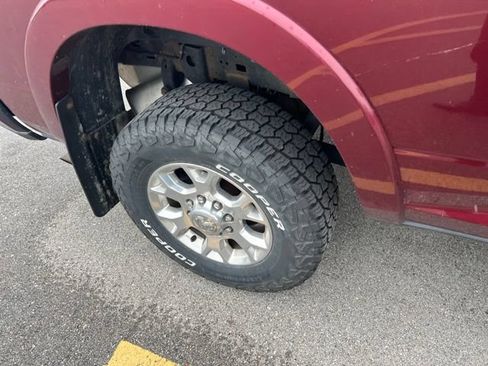 Used 2019 RAM 2500 Laramie AWD/4WD image 7