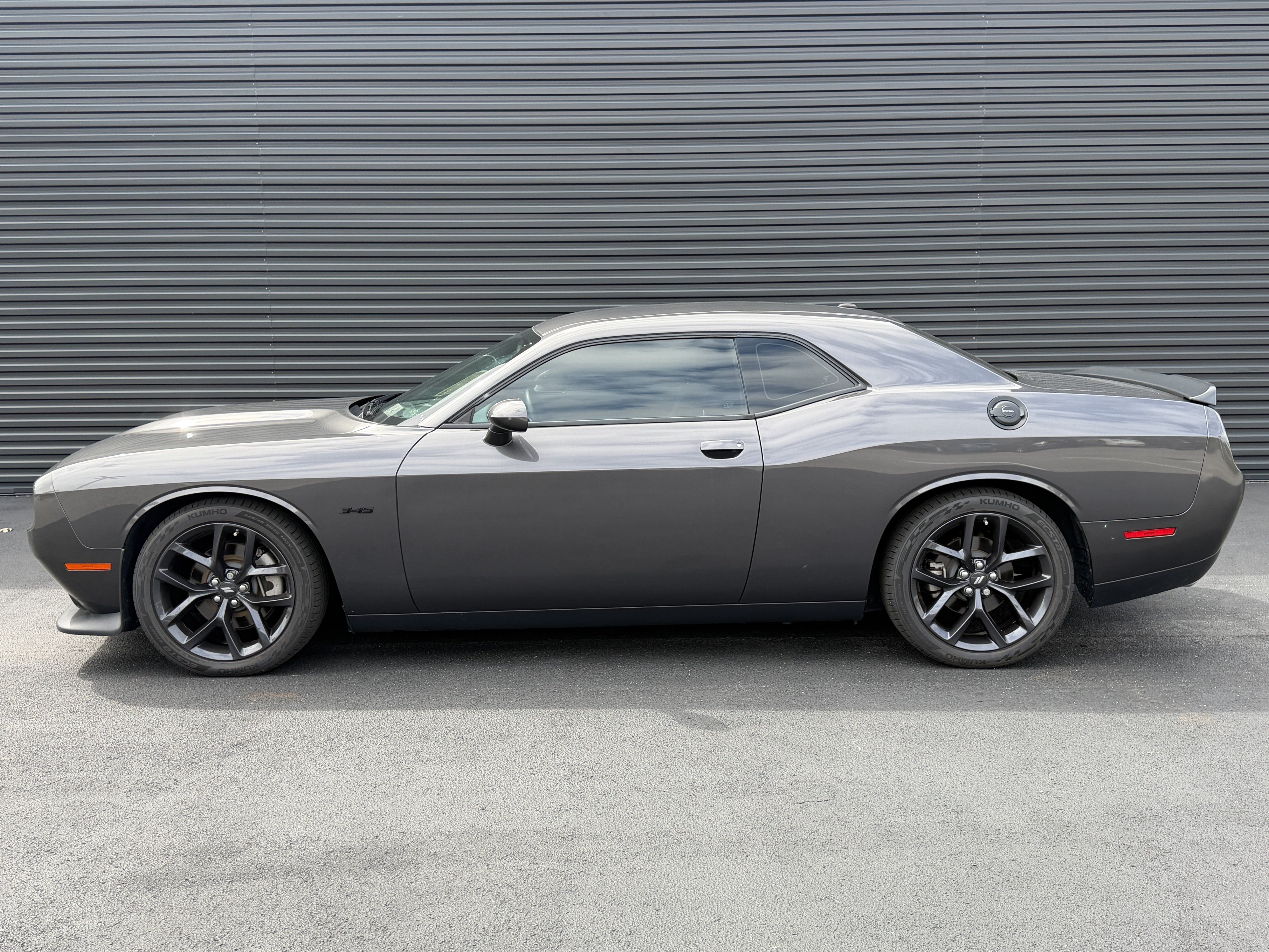 Used 2023 Dodge Challenger R/T w/ Blacktop Package RWD image 3