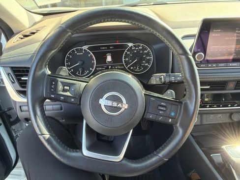 Used 2023 Nissan Rogue SV w/ SV Premium B Package AWD/4WD image 4