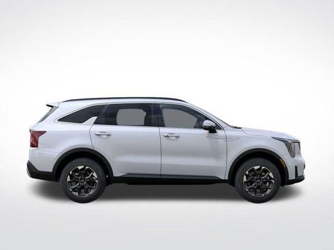New 2026 Kia Sorento S AWD/4WD image 7