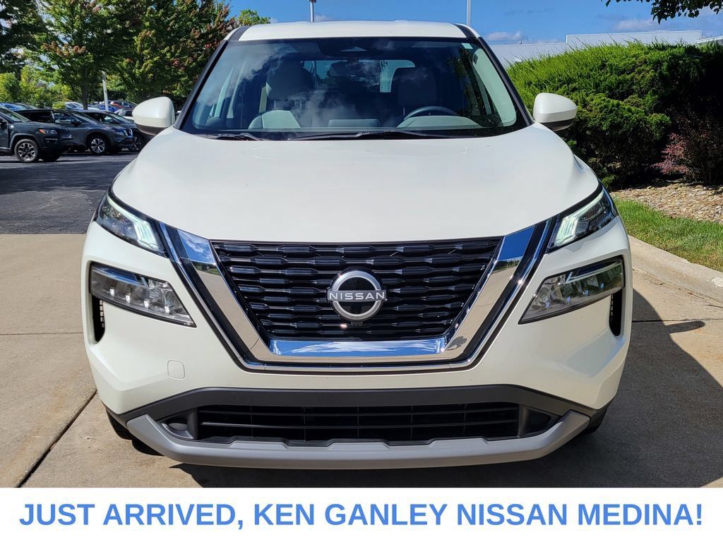 Certified 2023 Nissan Rogue SV AWD/4WD image 8