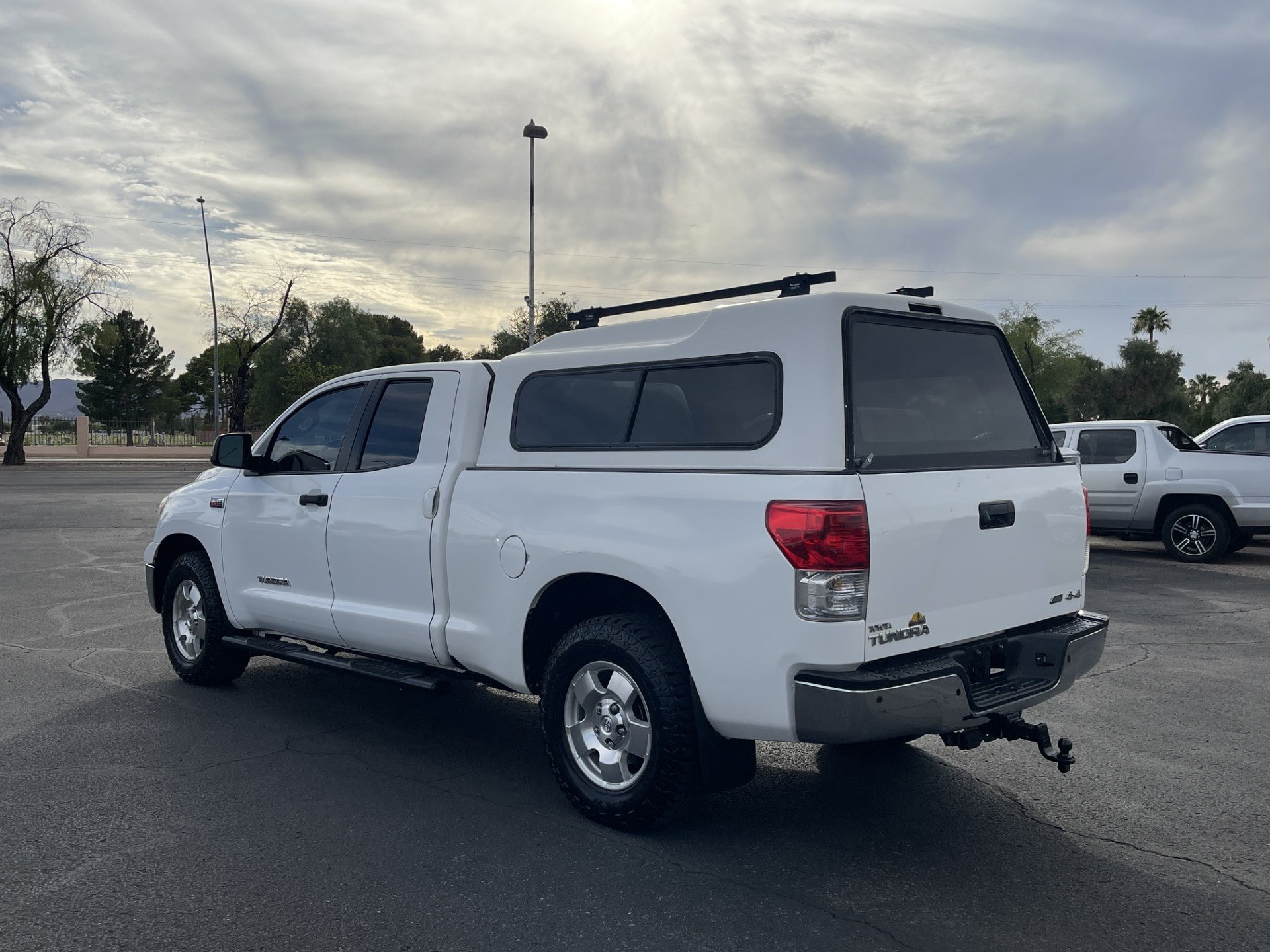 Used 2013 Toyota Tundra 4x4 Double Cab w/ TRD Off-Road Pkg image 3