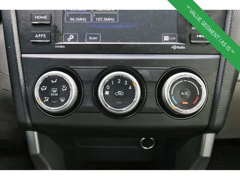 Used 2017 Subaru Forester 2.5i w/ Alloy Wheel Package image 27