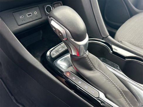 Used 2023 Buick Encore GX Preferred w/ Cold Weather Comfort Package image 32