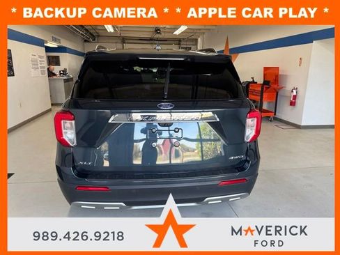 Used 2023 Ford Explorer XLT w/ Equipment Group 202A AWD/4WD image 6