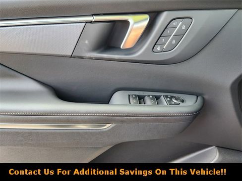 New 2025 Buick Enclave Sport Touring w/ Power Package image 17