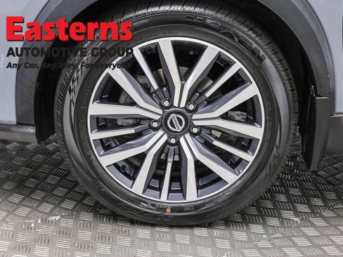 Used 2021 Nissan Kicks SV FWD image 32
