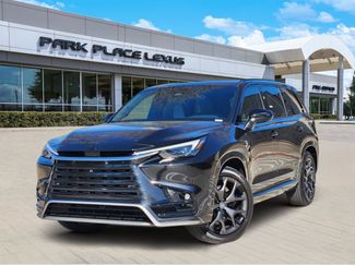 New 2026 Lexus TX 500h AWD video 1