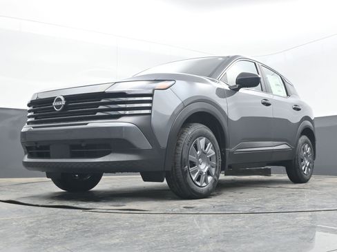 New 2026 Nissan Kicks S image 23