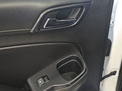 Used 2019 GMC Yukon XL SLT w/ Premium Edition AWD/4WD image 25