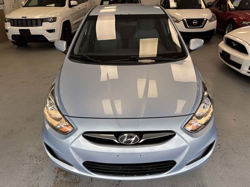 Used 2012 Hyundai Accent GS image 7