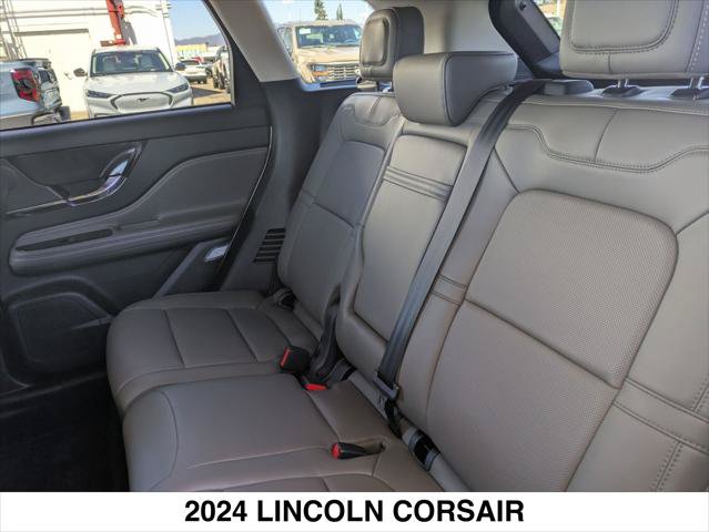Used 2024 Lincoln Corsair Reserve w/ Equipment Group 201A FWD image 24