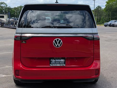 Used 2025 Volkswagen ID. Buzz Pro S Plus RWD image 8