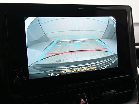 Used 2026 Toyota Corolla SE FWD image 15