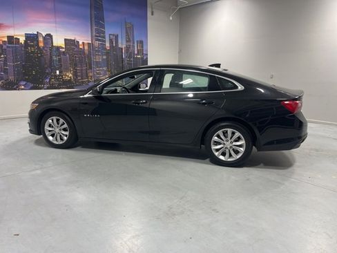 Used 2023 Chevrolet Malibu LT w/ Driver Confidence Package image 4