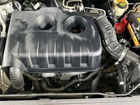 Used 2016 Ford Explorer XLT w/ Equipment Group 202A FWD image 33