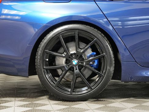 Used 2019 BMW M550i xDrive AWD/4WD image 16