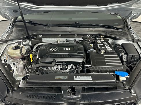 Used 2017 Volkswagen Golf Alltrack SE image 19