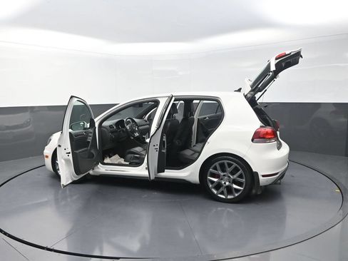 Used 2013 Volkswagen Golf 4-Door FWD image 35