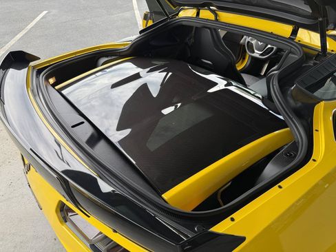 Used 2015 Chevrolet Corvette Z06 w/ Z07 Performance Package RWD image 43