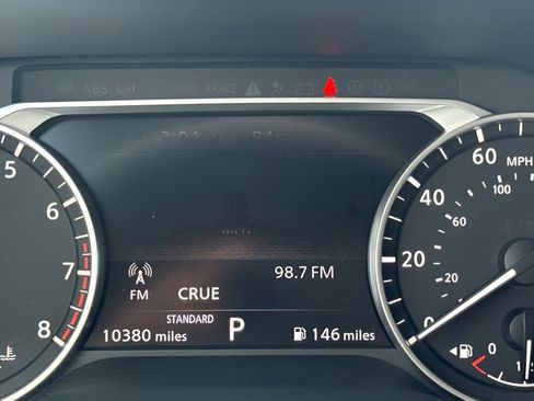 Used 2025 Nissan Pathfinder SV FWD image 21