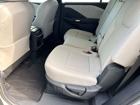 Used 2025 Lexus TX 350 AWD w/ Technology Package image 15