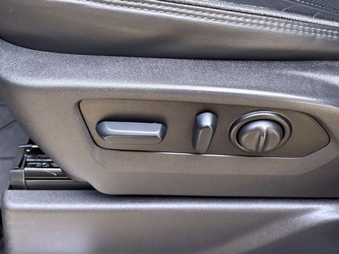 Used 2023 Chevrolet Silverado 2500 High Country w/ Z71 Off-Road Package image 25