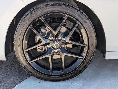 Used 2024 Honda Civic Sport image 31