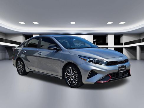 Used 2024 Kia Forte GT-Line w/ GT-Line Premium Package FWD image 8