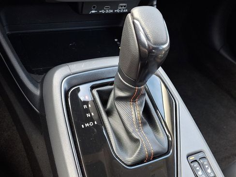 Certified 2024 Subaru Crosstrek 2.5i Limited w/ Crosstrek Mirror Package image 15