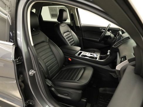 Used 2022 Ford Edge SEL image 28