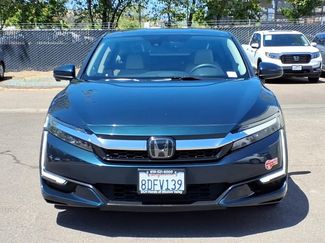 Used 2018 Honda Clarity Plug-In Hybrid video 2