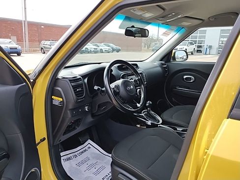 Used 2015 Kia Soul + w/ Audio Package image 20