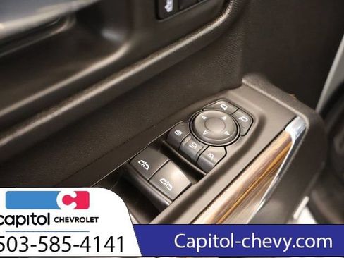 Used 2020 Chevrolet Silverado 2500 High Country w/ Technology Package AWD/4WD image 12