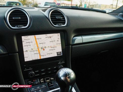 Used 2018 Porsche 718 Cayman image 36