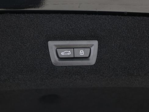 Used 2023 BMW i7 xDrive60 AWD/4WD image 67
