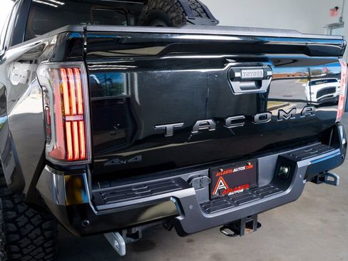 Used 2024 Toyota Tacoma TRD Off-Road image 26