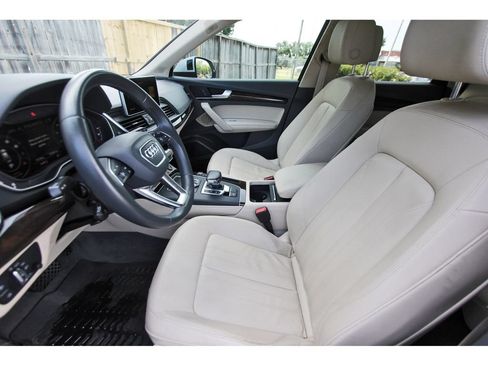 Used 2019 Audi Q5 2.0T Premium Plus w/ Premium Plus Package AWD/4WD image 15