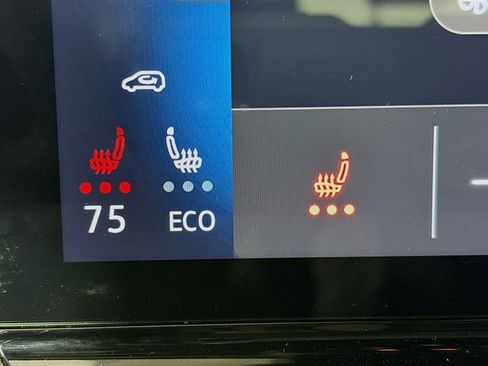 Used 2023 Volkswagen ID.4 Pro image 21