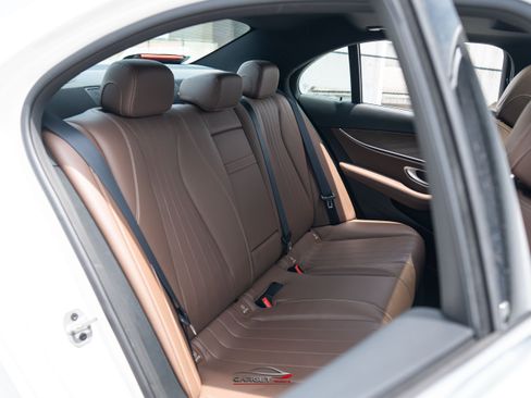 Used 2019 Mercedes-Benz E 450 4MATIC Sedan w/ Premium Package image 18